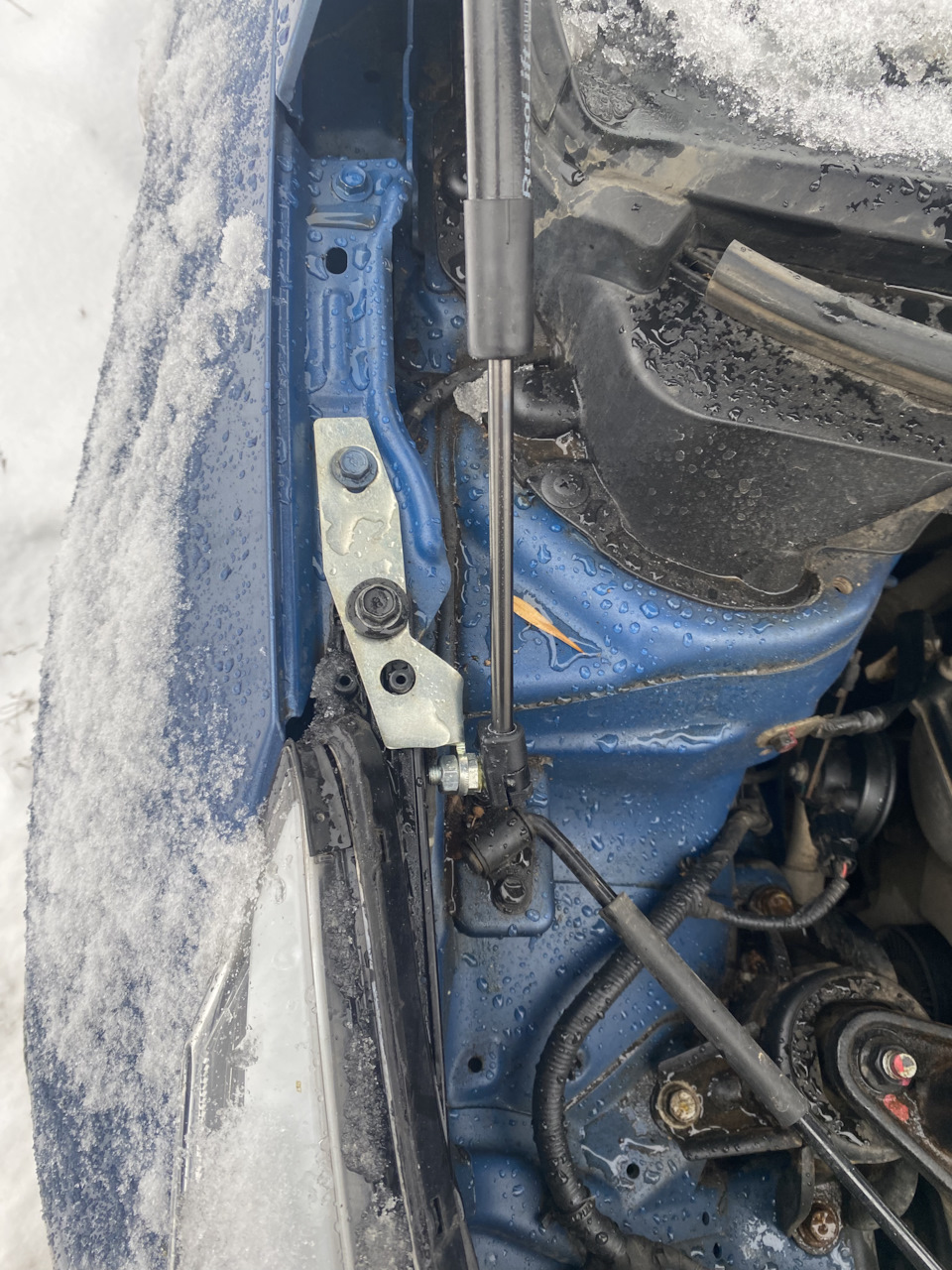 Газовые упоры на капот — DRIVE2