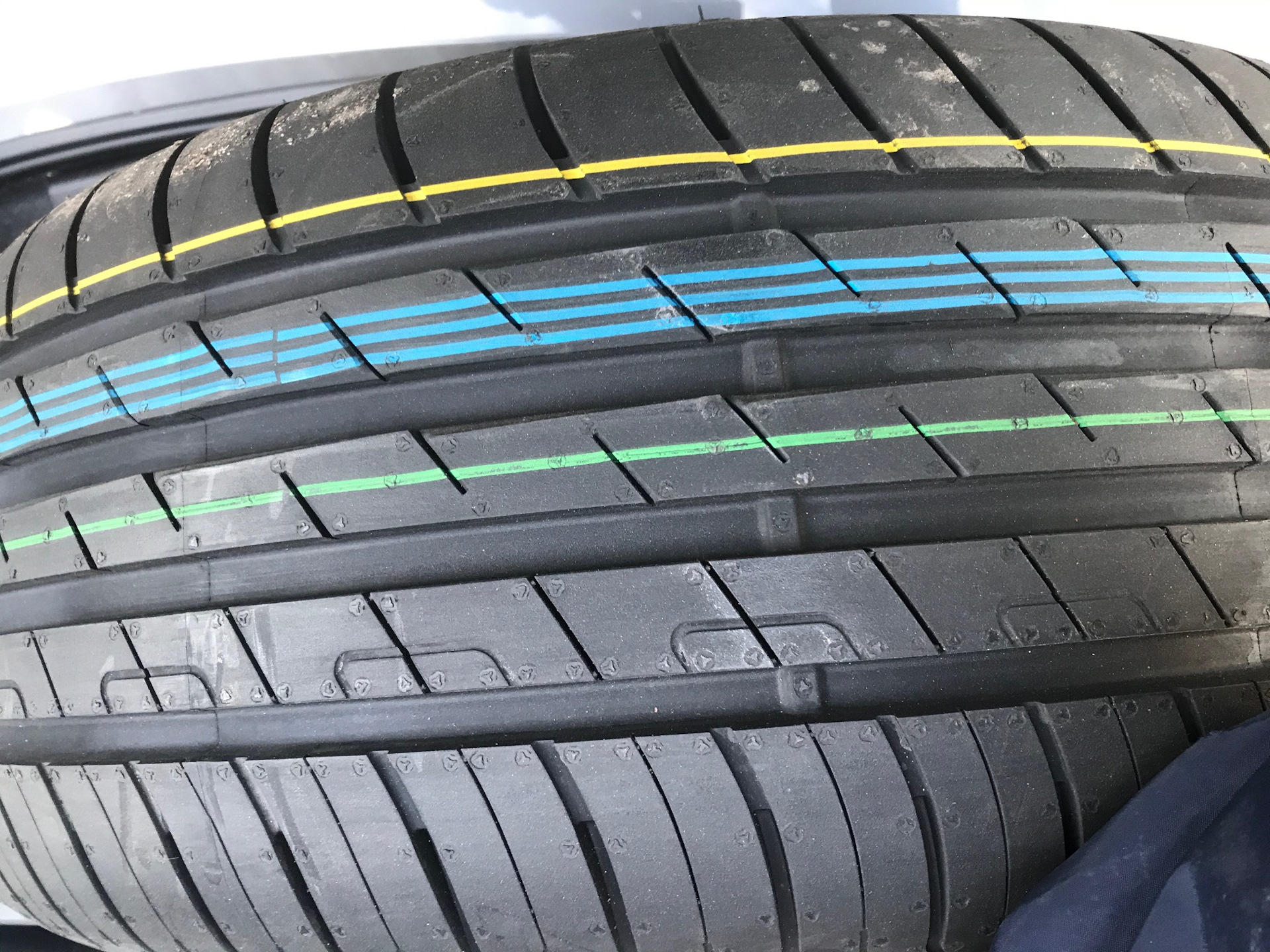 Внимание! Брак новой резины Goodyear EfficientGrip Performance! — DRIVE2