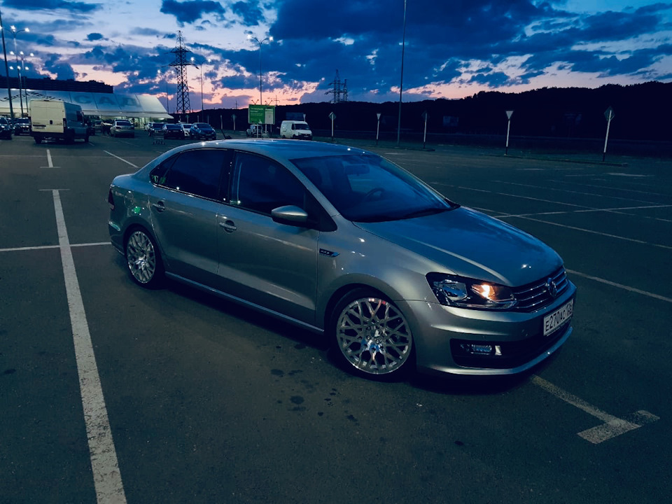 Polo sedan 4k