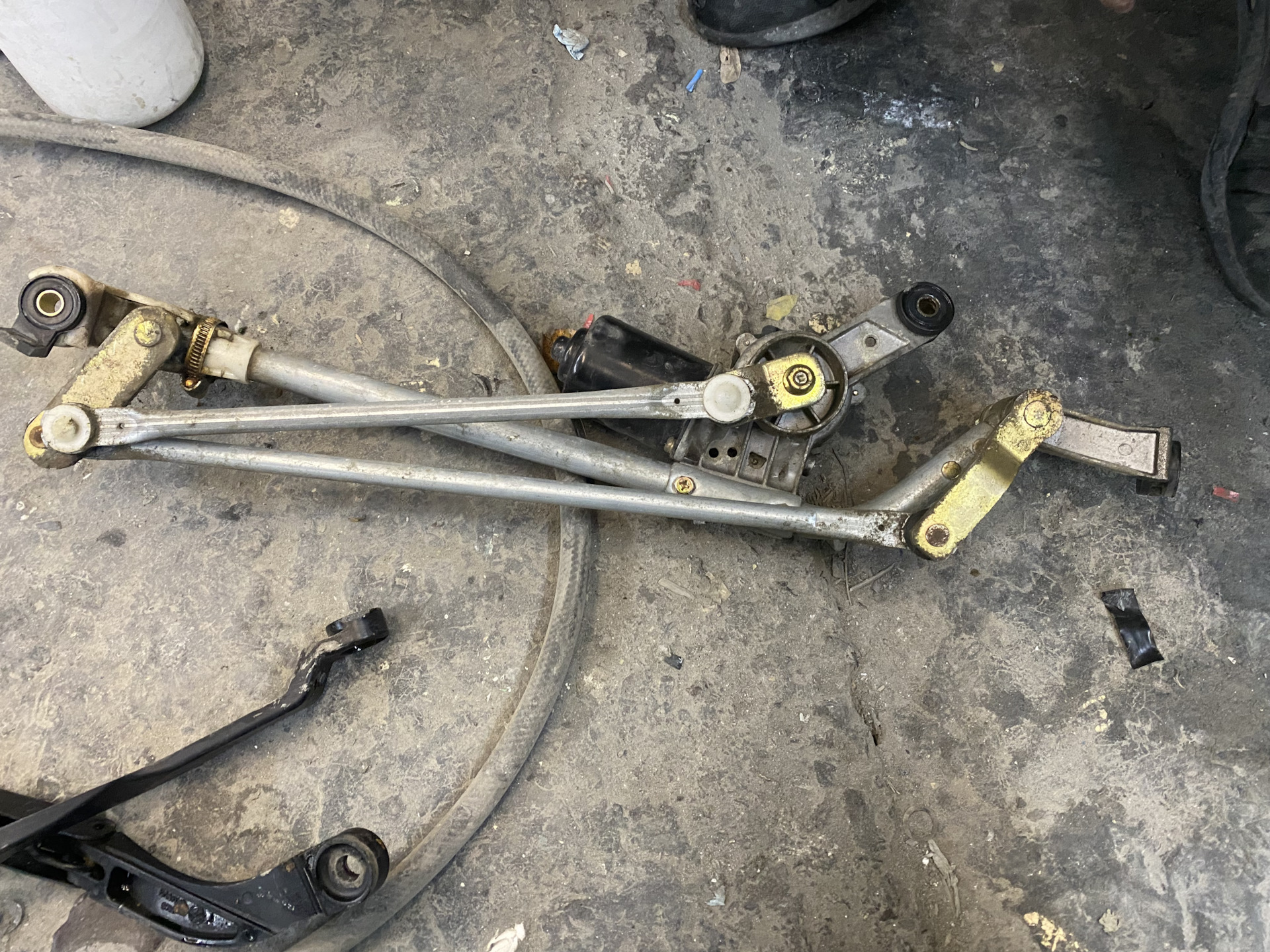 Трапеция дворников Альмера классик — Nissan Almera Classic (B10), 1,6 л ...