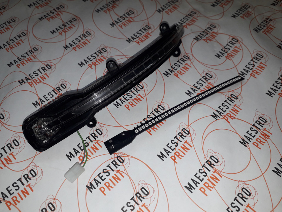 5LqNWIKaAvFiODph3eLreJH5Kng 960 динамические указатели поворотов что это