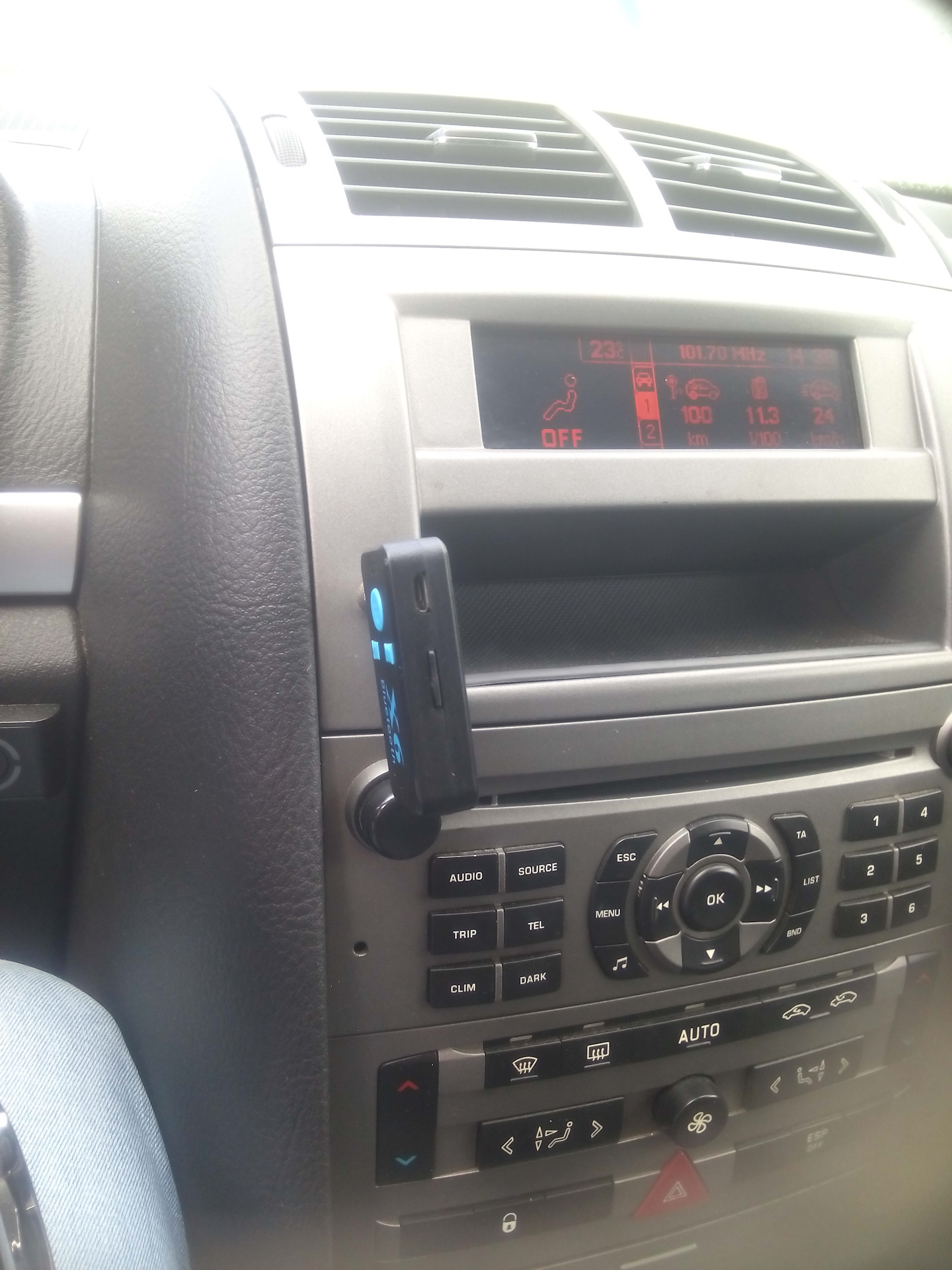 Музыка из карт памяти TF и Bluethoth — Peugeot 407, 2 л, 2005 года ...