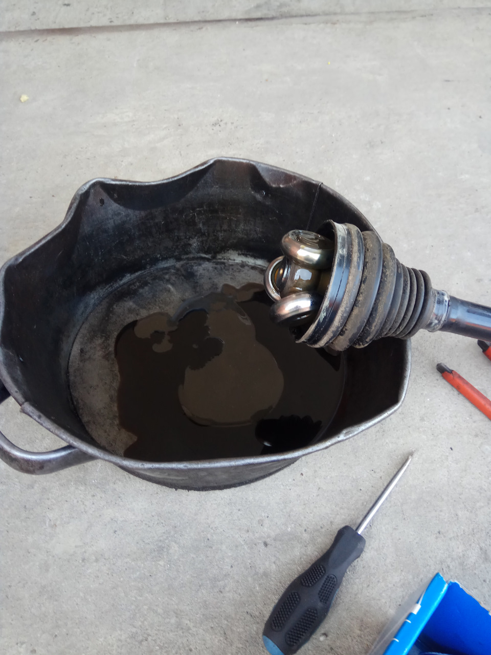 5MAAAgN nuA 960 Как выбить внутренний шрус тигуан