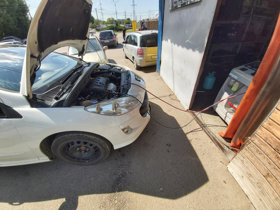 ТО. Чистка радиаторов и заправка кондиционера. — Peugeot 308 (1G), 1,6 ...