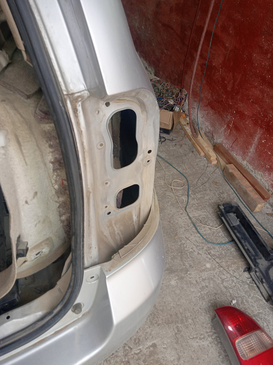 Photo from the logbook Toyota Corolla Fielder (E120)