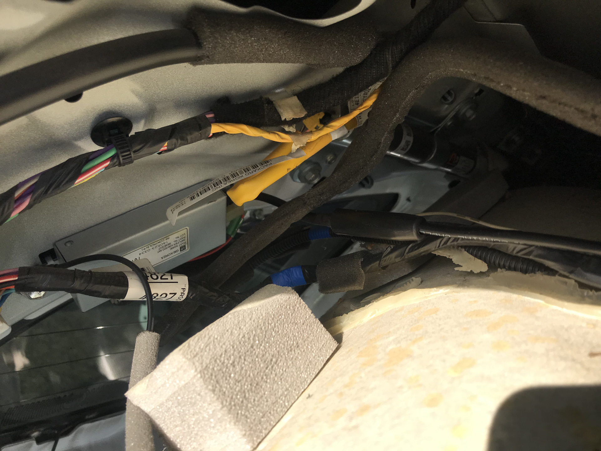 Плохой приём радио. Замена удлинителя антенного кабеля — Chevrolet ...