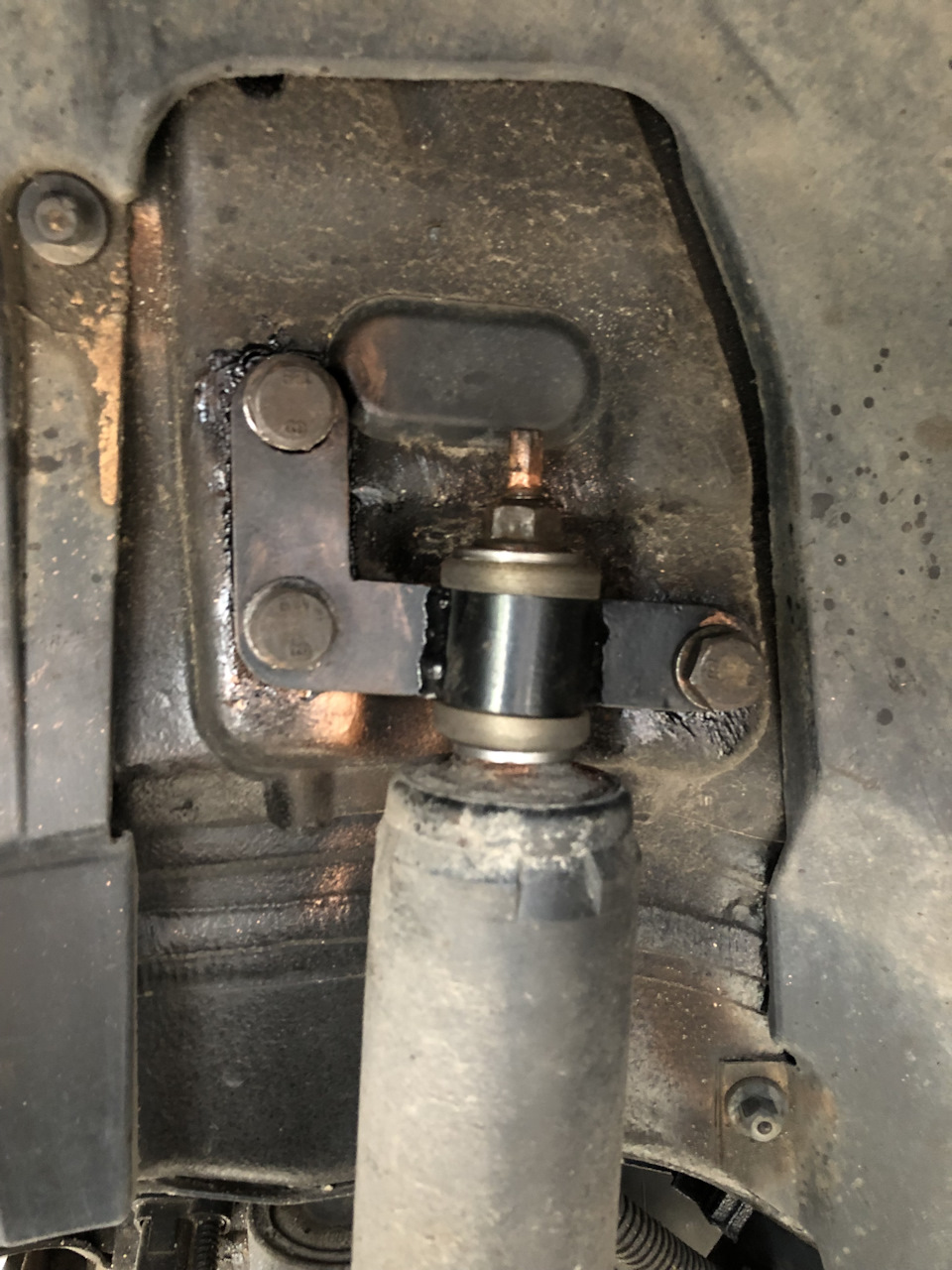 Установлено через шайбы (были в комплекте). — Saab 9-3 (2G)