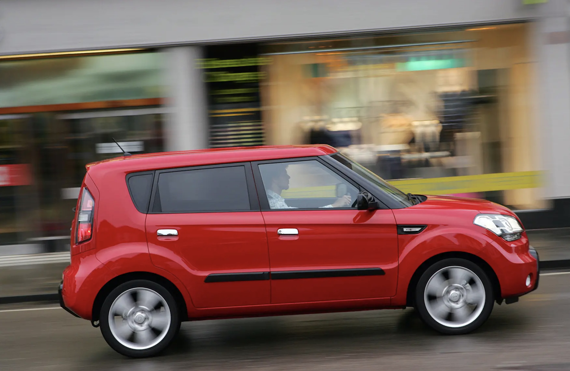 Kia Soul красный 2010