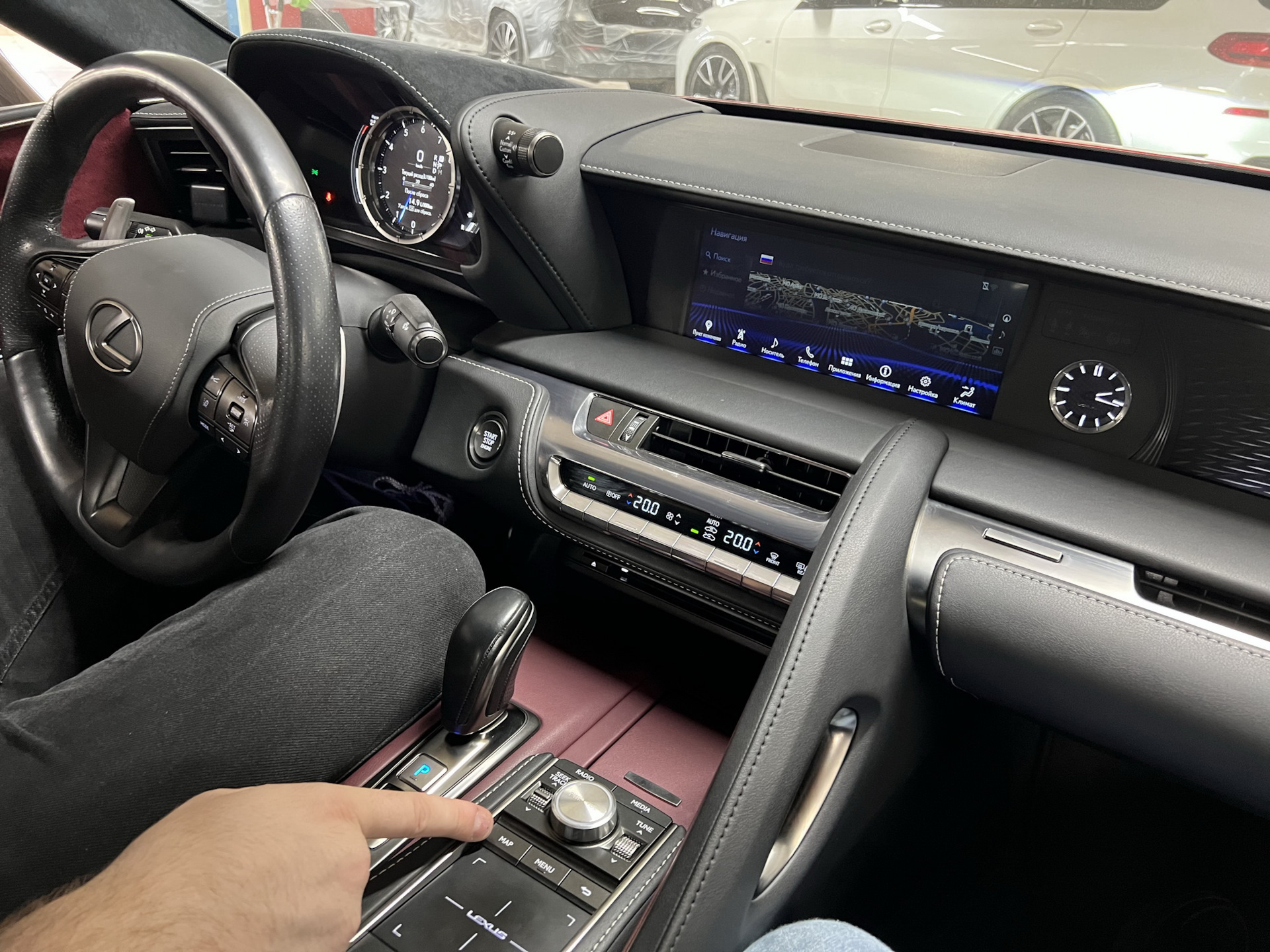 Apple CarPlay в Lexus LC500 — на DRIVE2