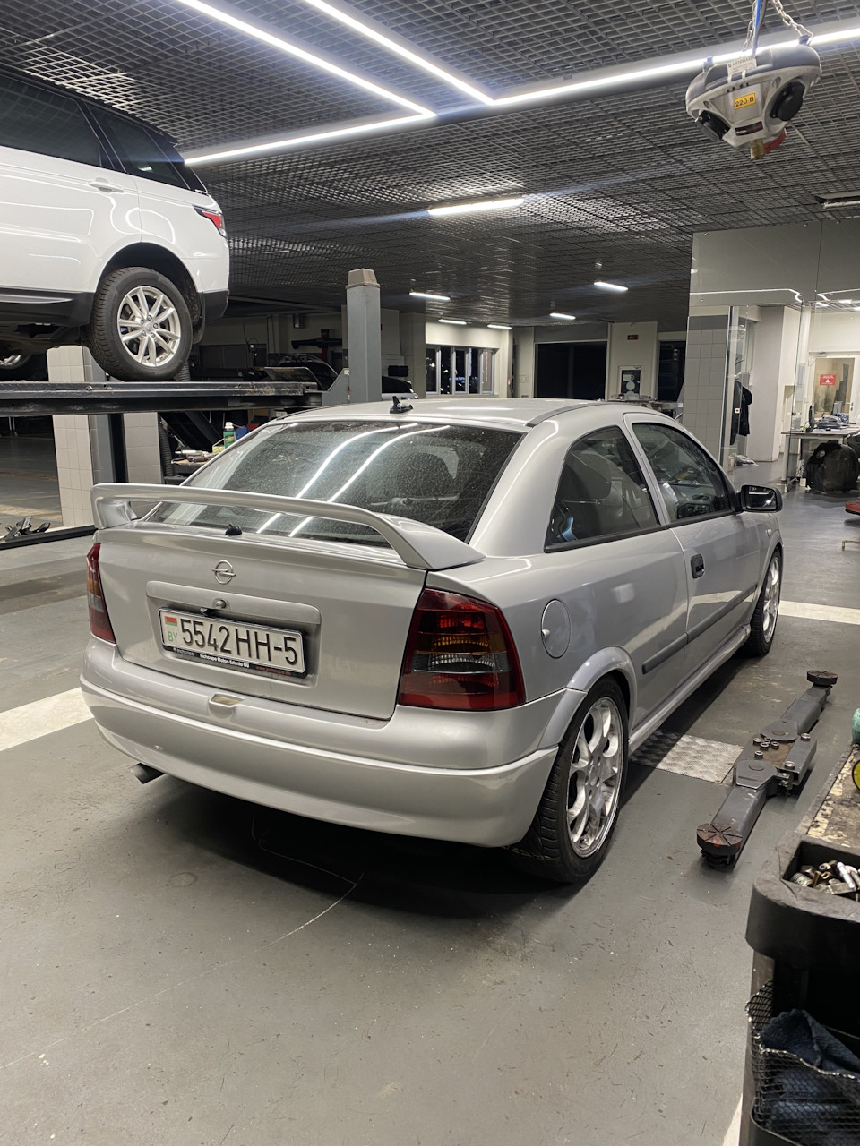 Спойлер установка — Opel Astra G, 2 л, 2002 года | аксессуары | DRIVE2