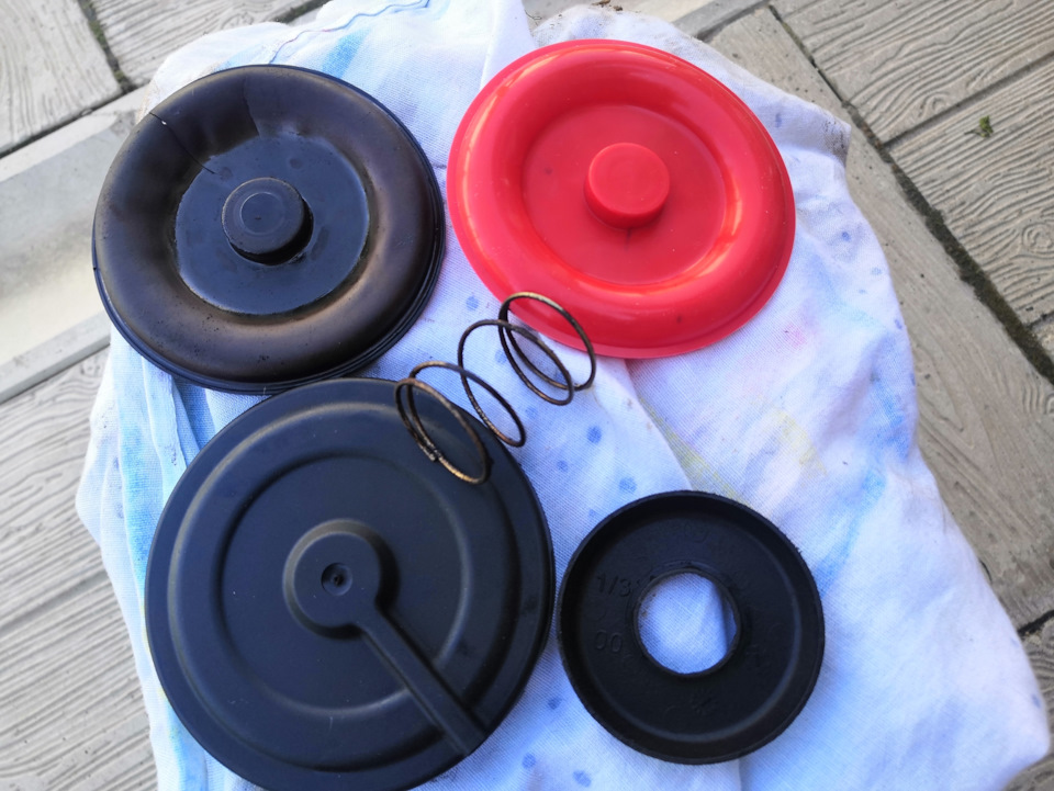 Чистка маслоотделителя — Skoda Octavia A5 Mk2, 1,8 л, 2012 года ...