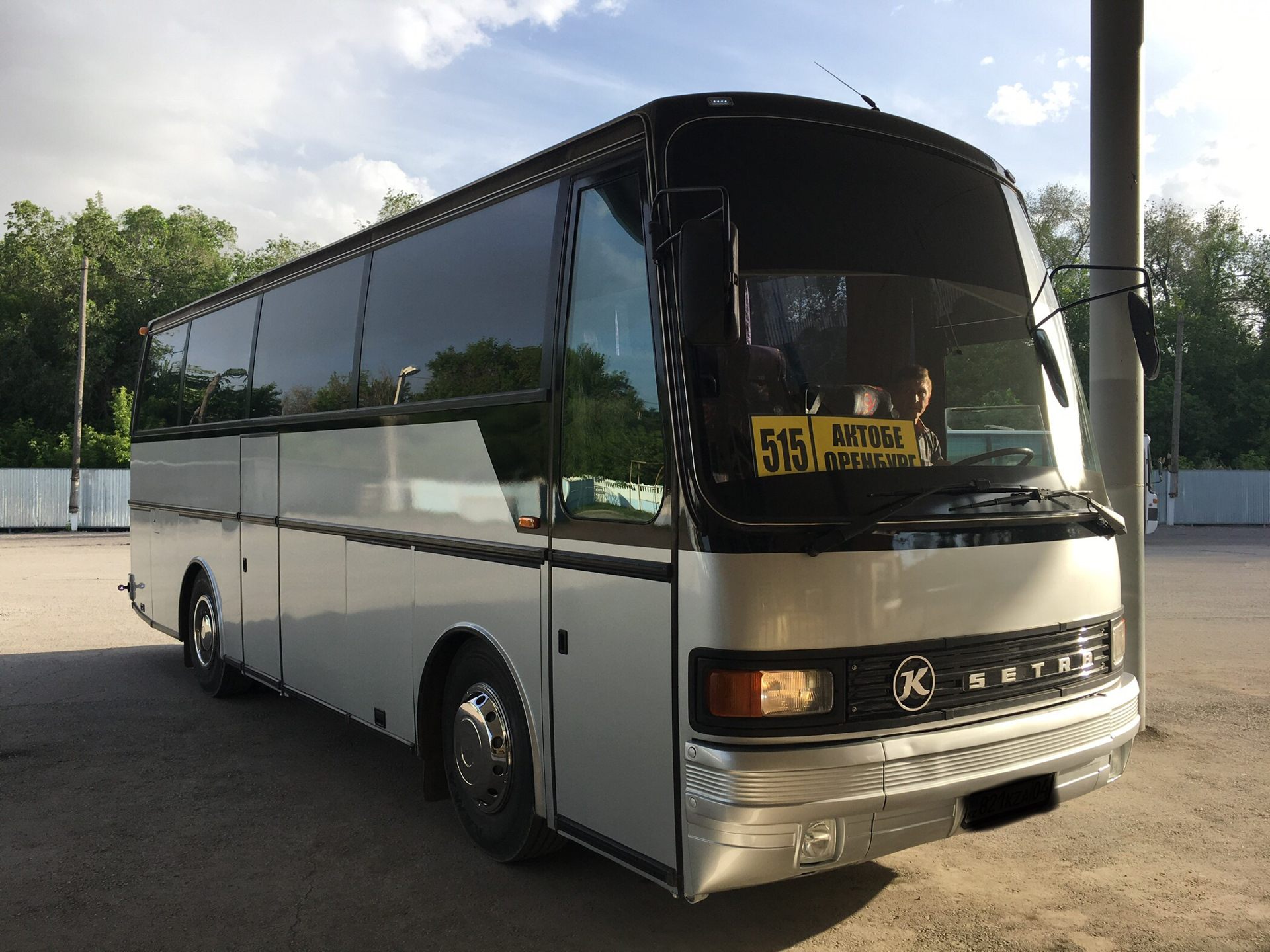 Setra s215 салон