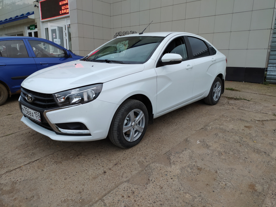 Диски Р15, и нулевое ТО. — Lada Vesta (1G), 1,6 л, 2020 года | колёсные ...