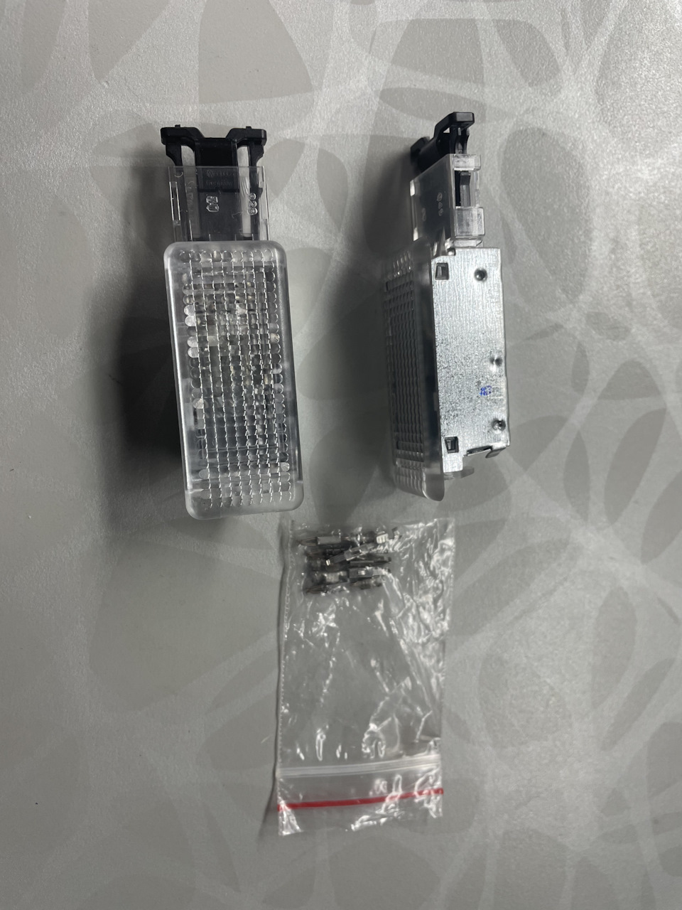 Подсветка пространства ног — Volkswagen Polo Mk5, 1,4 л, 2012 года ...