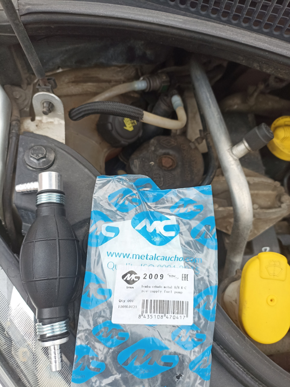 Замена груши — Renault Scenic II, 1,5 л, 2009 года | своими руками | DRIVE2