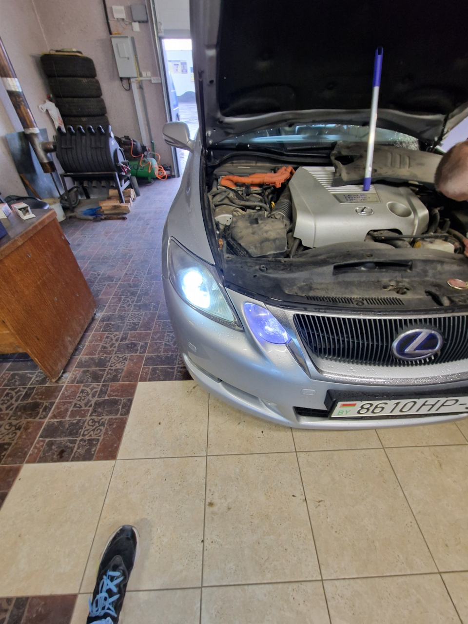 Регулировка фар. Лампы LED вместо ксенона — Lexus GS 450h (1G), 3,5 л ...