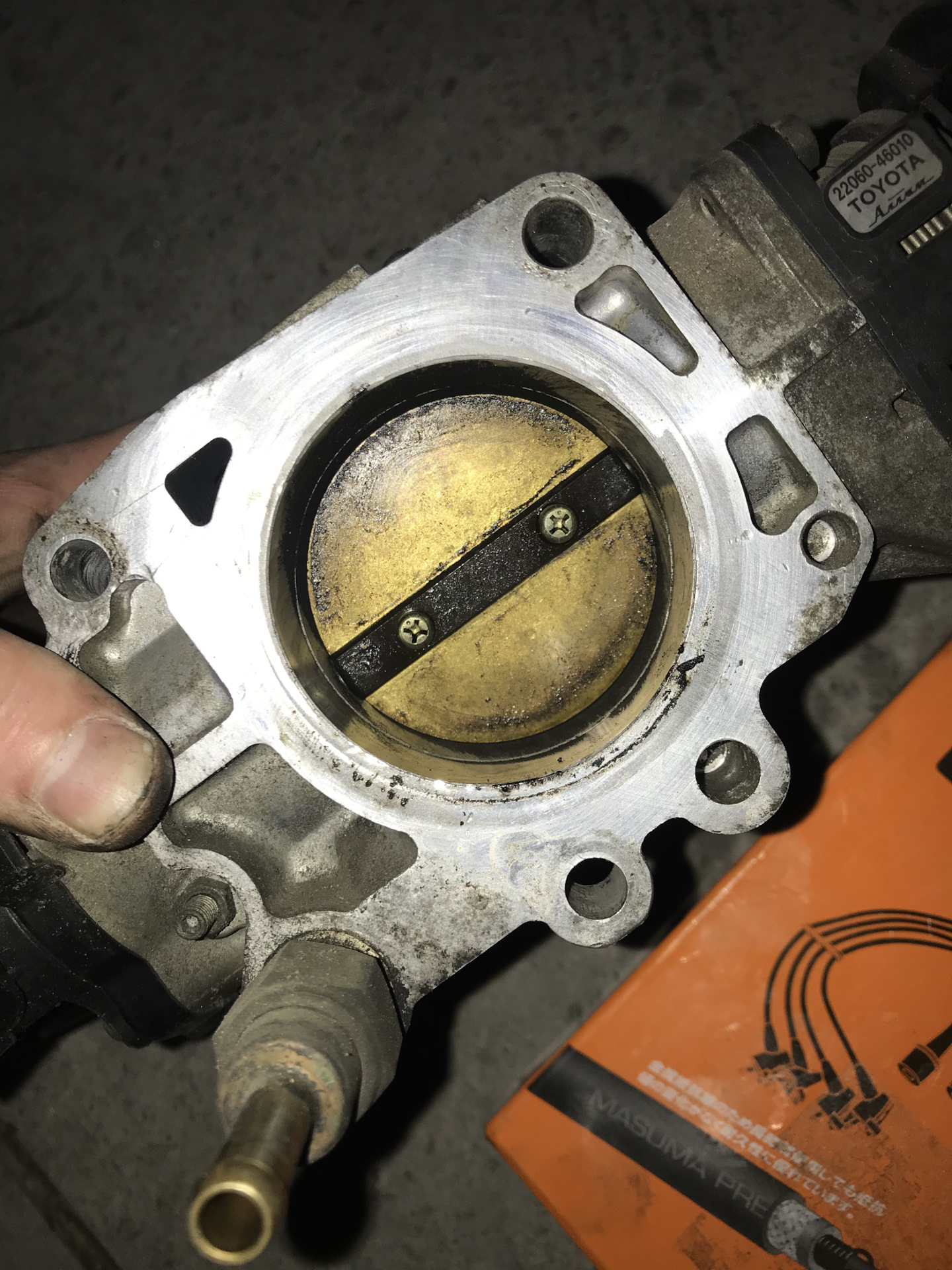 Меняем свечи + провода — Lexus GS (JZS160), 3 л, 2000 года | плановое ...