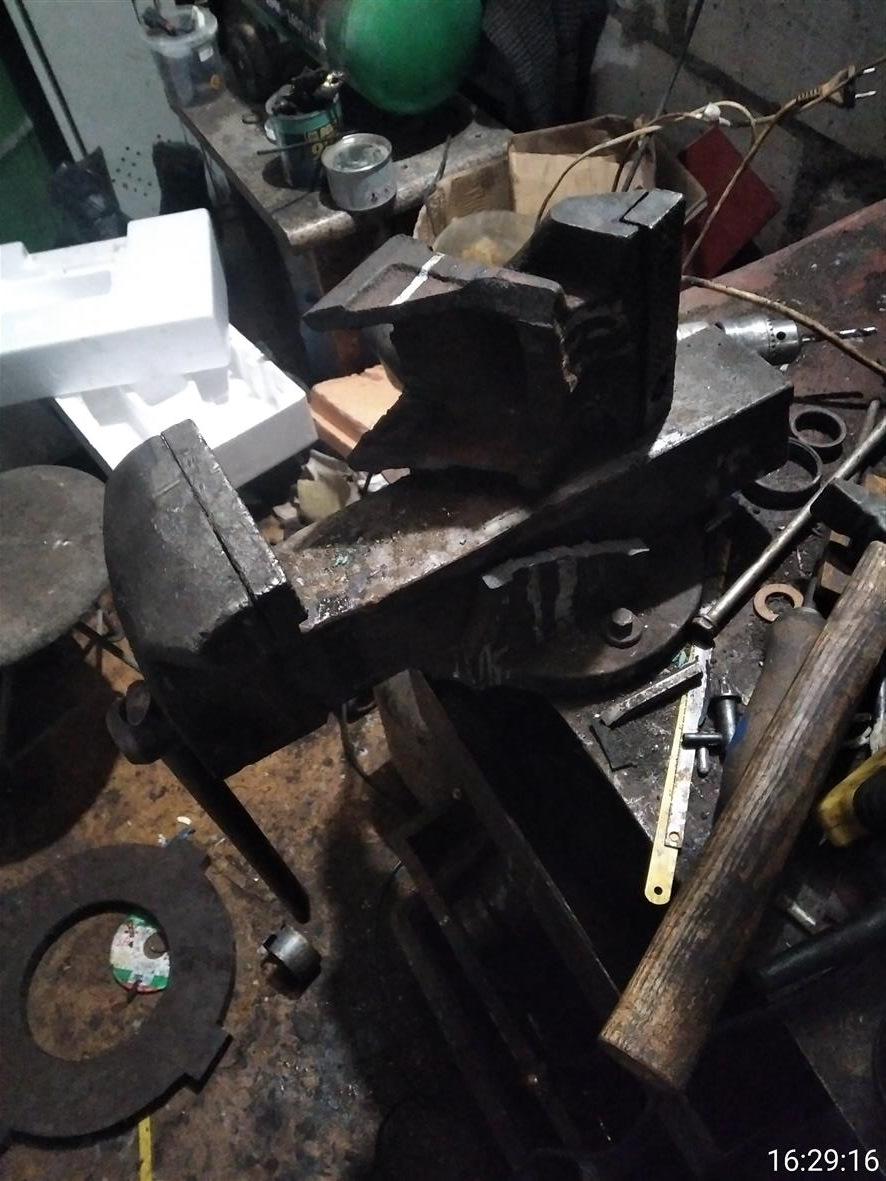 Подшипник балансира промежуточного вала, нижний сайлентблок, замена ...