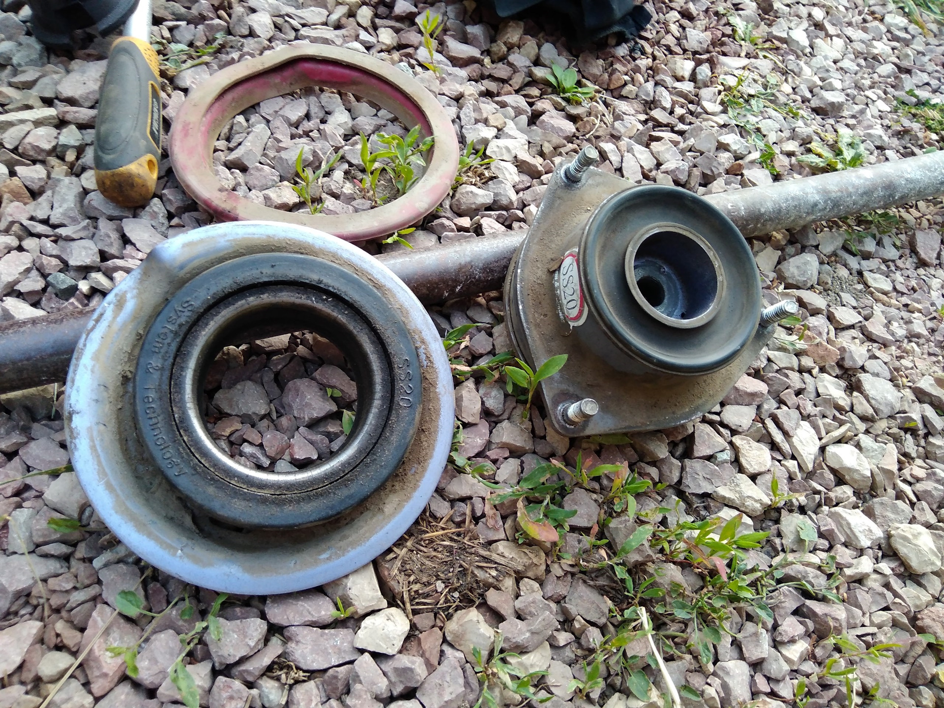 Стук в передних стойках — Lada 2115, 1,6 л, 2007 года | своими руками ...