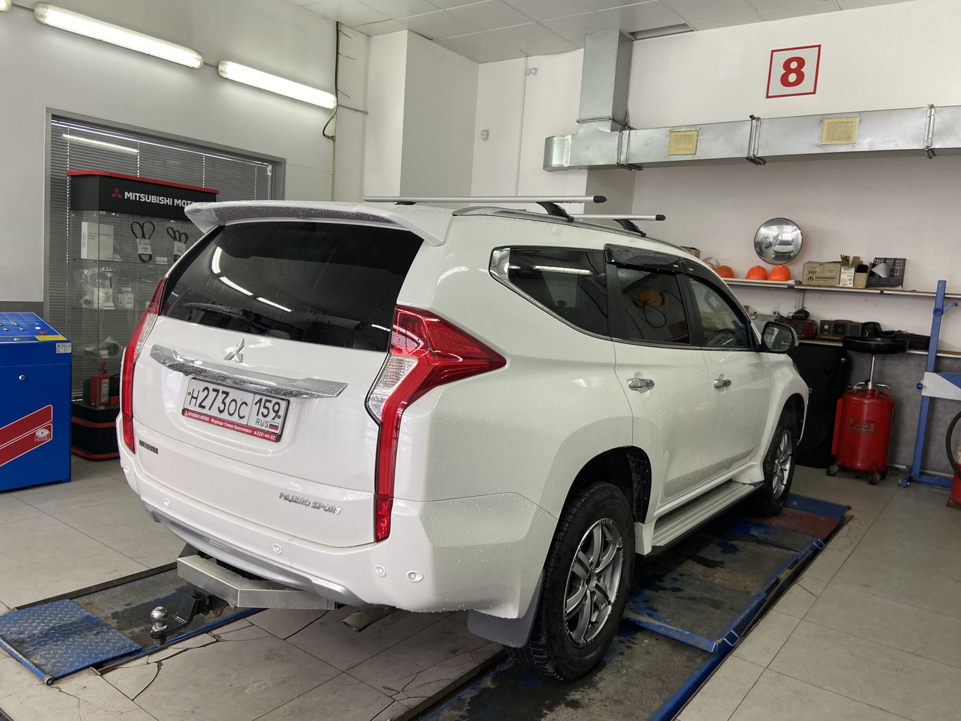 Спойлер паджеро спорт