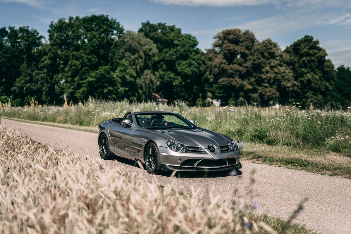 Mercedes Benz SLR MCLAREN 2020