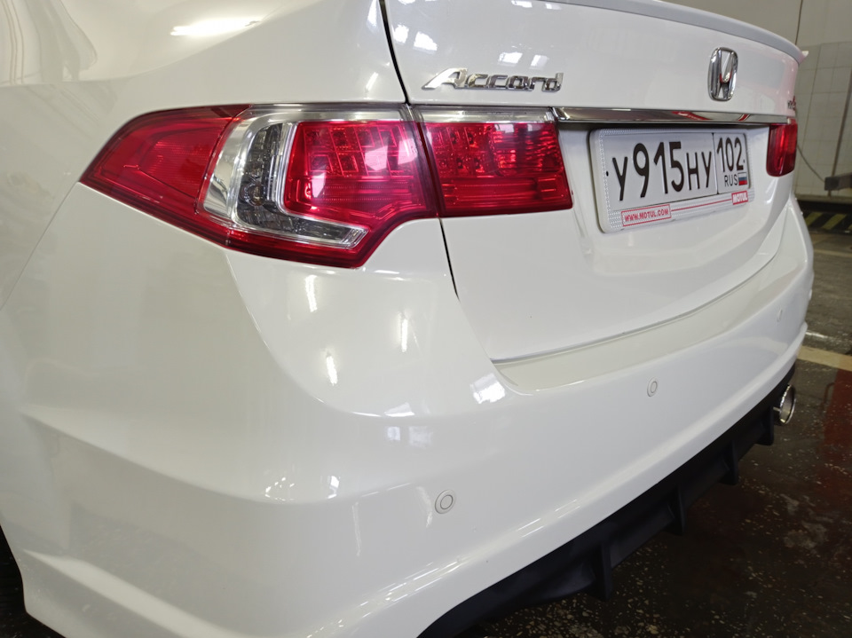 10. — Honda Accord (8G)