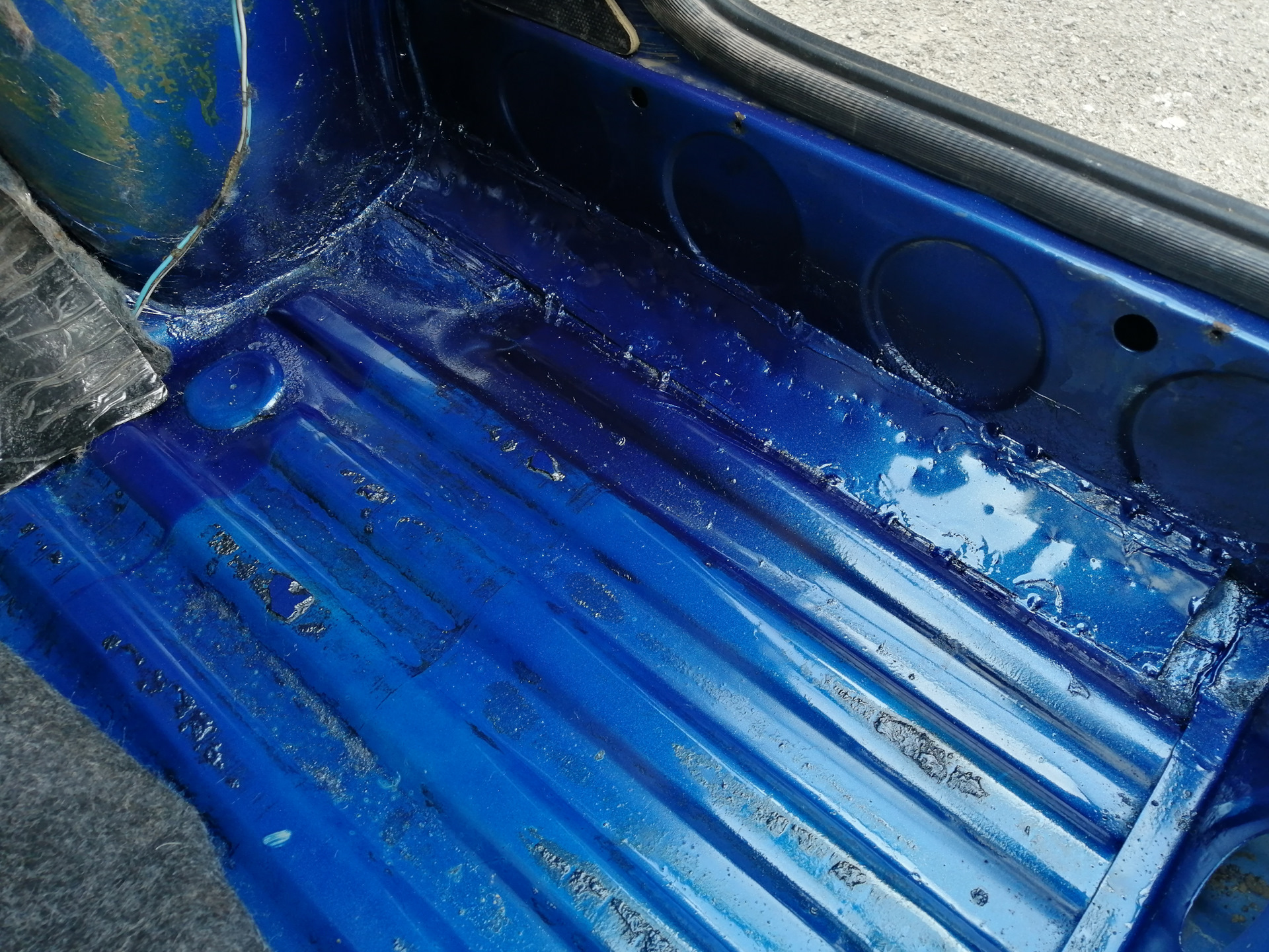 Пол. Сцепление. Химчистка всего + воск. — КАМАЗ 11113 Ока, 0,7 л, 2004 ...