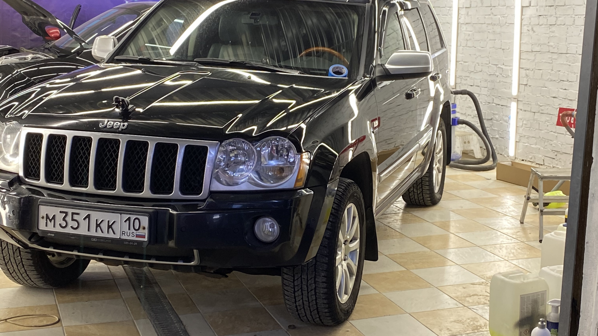 Jeep Grand Cherokee (WK) 5.7 бензиновый 2006 | HEMI на DRIVE2