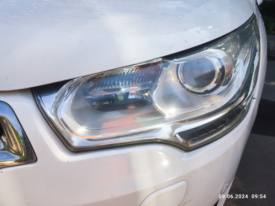 Как вынуть линзу из фары? — Citroen C4 L, 1,6 л, 2016 года | просто так ...