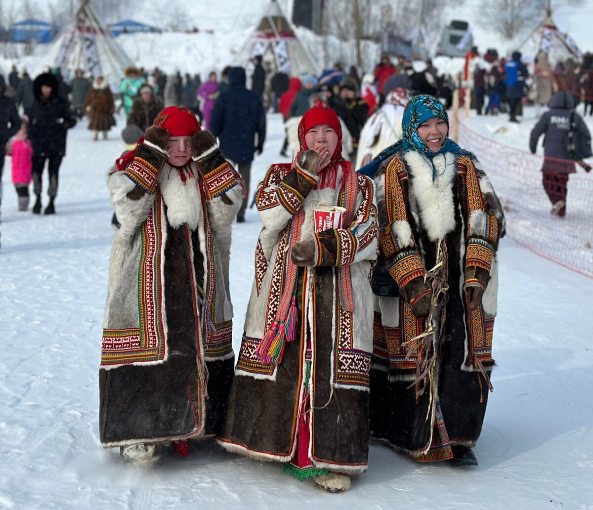 Ненцы из тундры на Ямале рассказали, откуда у них деньги на дорогущие  снегоходы, квартиры и технику — DRIVE2