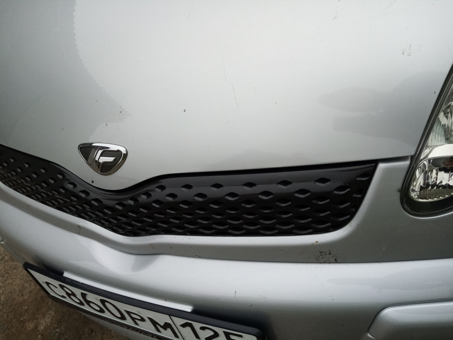 Обновил решетку радиатора — Toyota Funcargo, 1,3 л, 2001 года | своими ...