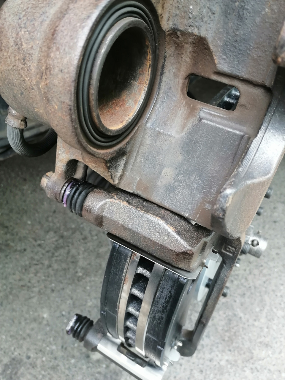 Фото в бортжурнале Nissan X-Trail II (t31)