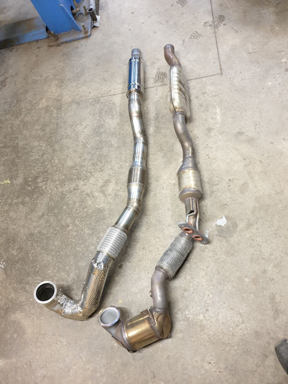 Даунпайп + спорт кат + резонатор + heatsheild — Audi TTS (2G)