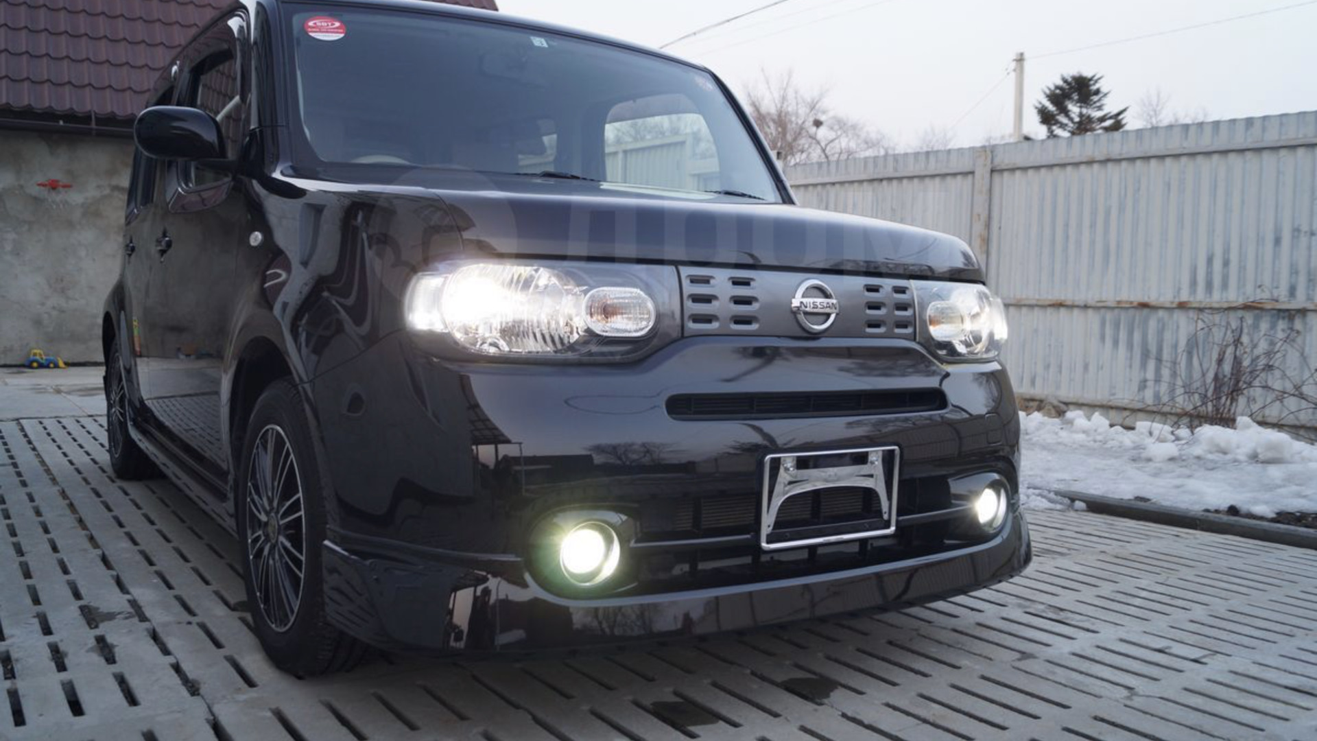 Nissan Cube z12 Japan