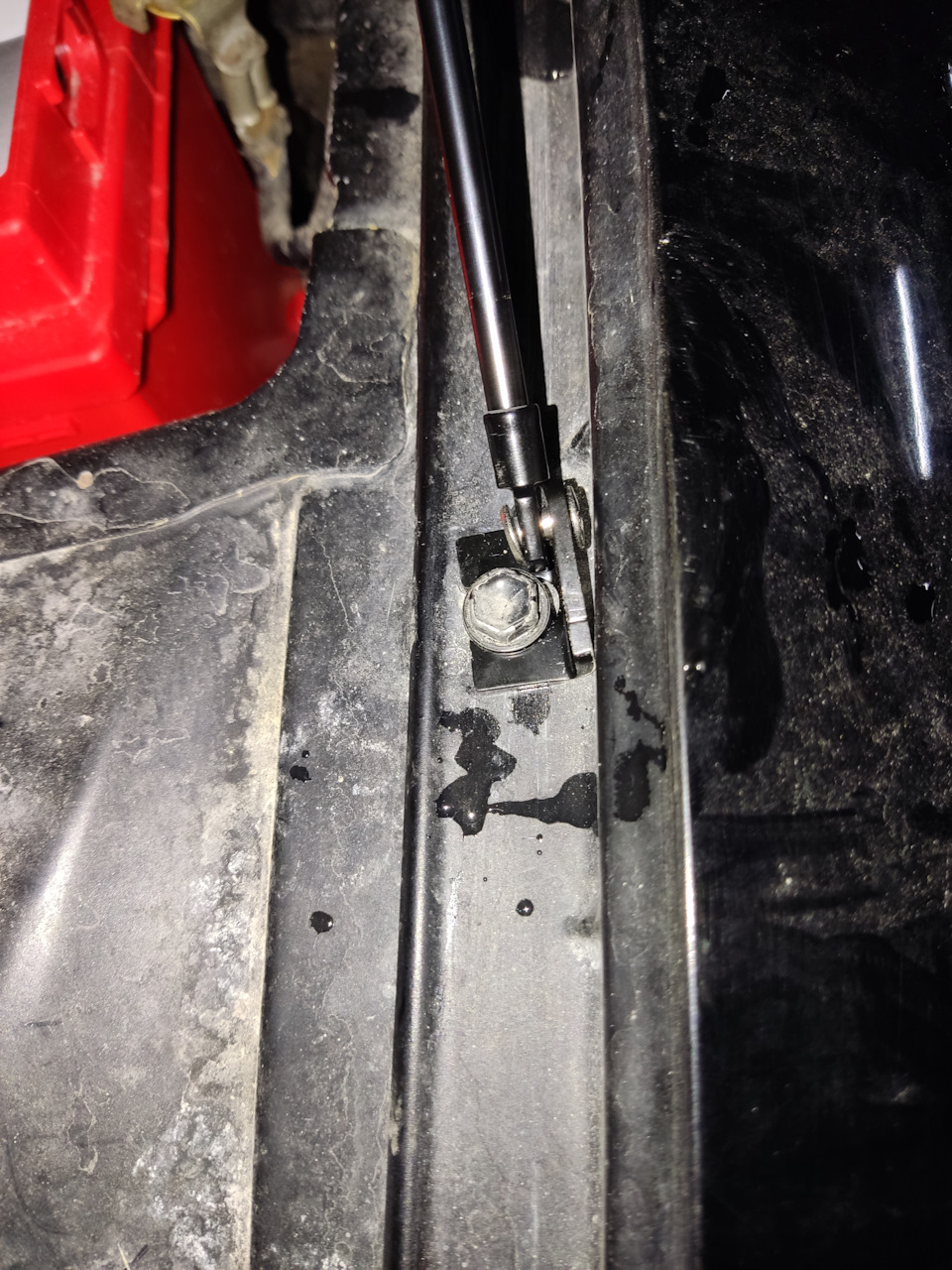 Photo from the logbook Toyota RAV4 (I)