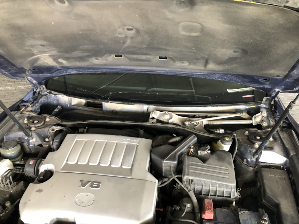 Приехали втулки трапеции дворников (установка) — Toyota Camry (XV40), 3 ...