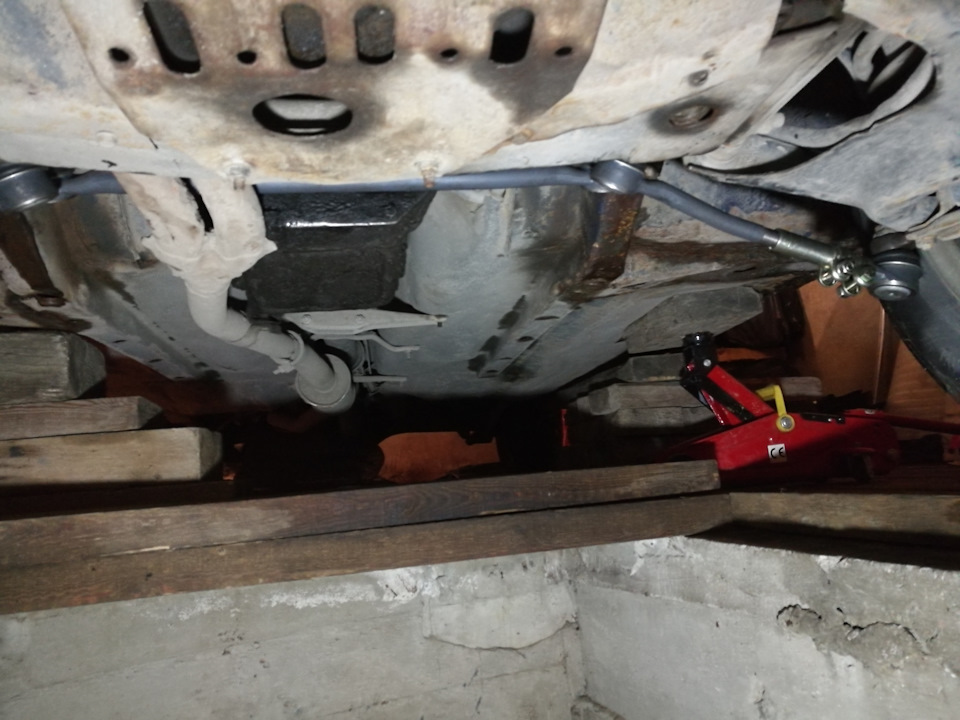 Люфт руля . Замена рулевого редуктора и рулевых тяг — Lada 21065, 1,5 л ...