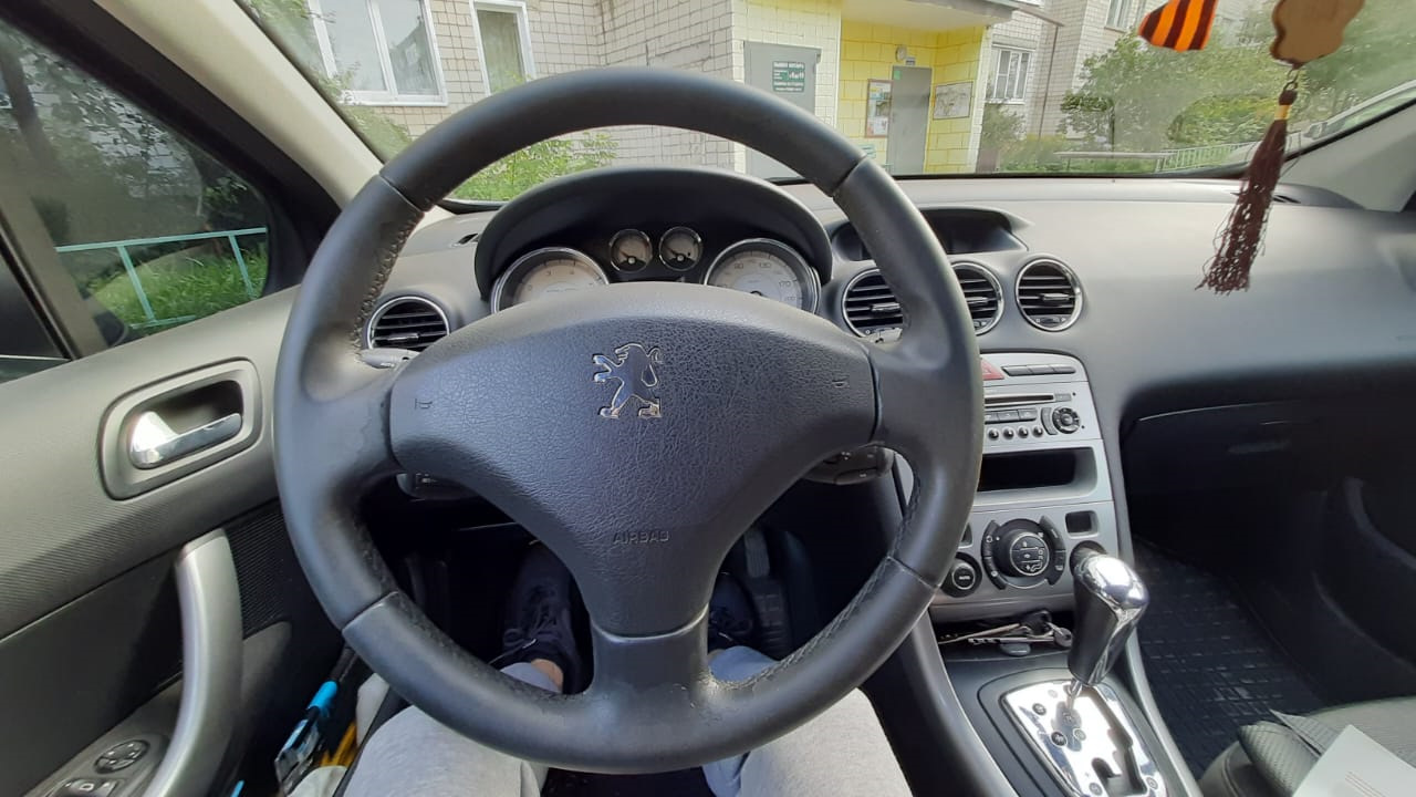 Как снять руль пежо 308 Перетянул руль, дорестайлинг 308 пыж - Peugeot 308 (1G), 1,6 л, 2008 года своими