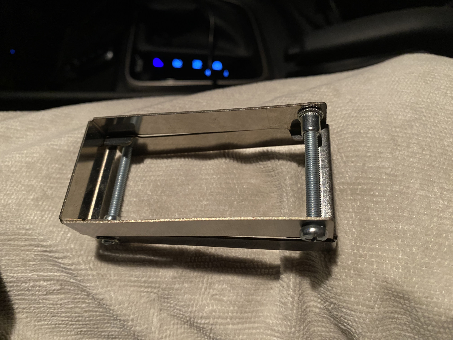 Защита разъема двери. — Hyundai Solaris (2G), 1,6 л, 2021 года ...