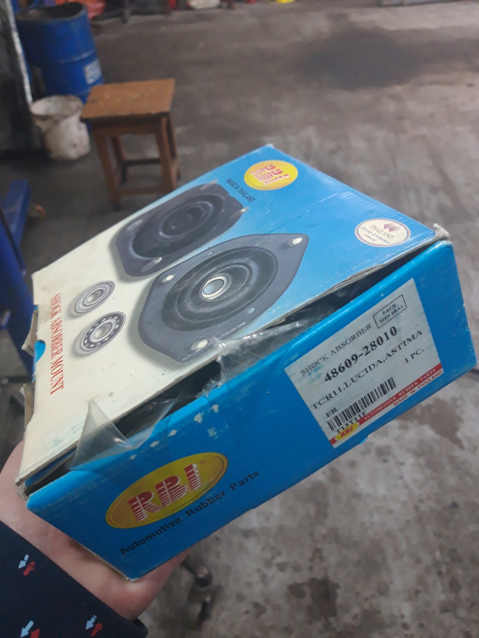 Замена эластичных муфт, чашки амортизатора и втулок стабилизаторов ...