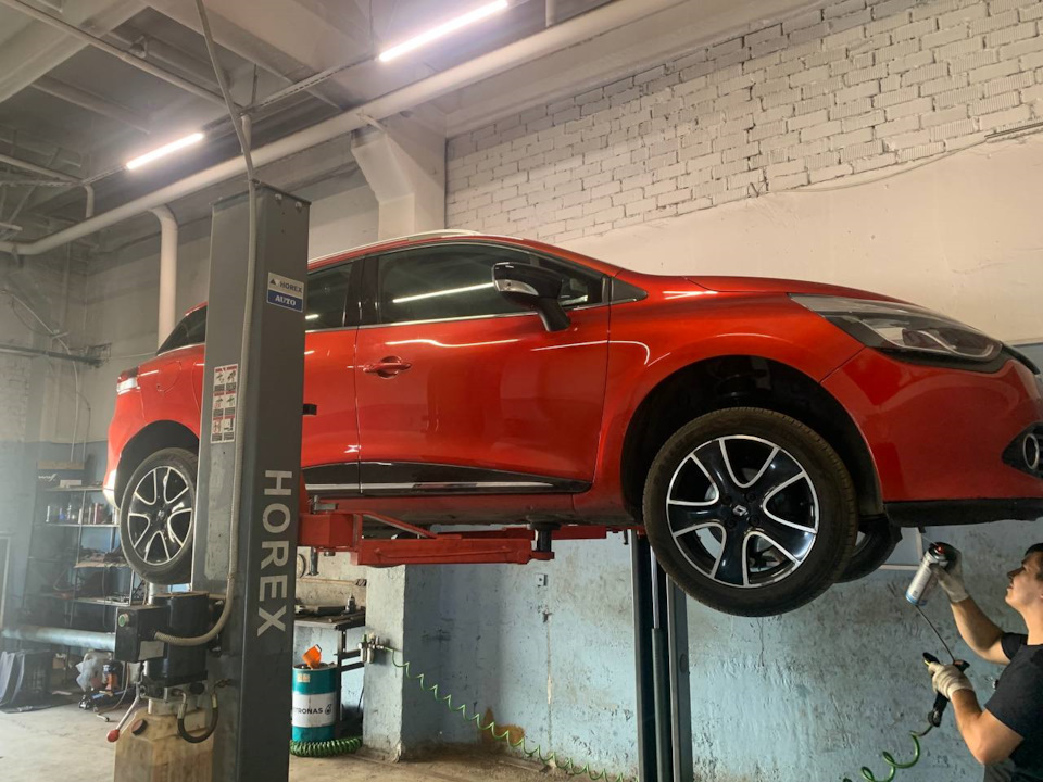 Иногда хочется так ее послаааааа — Renault Clio IV, 1,5 л, 2015 года ...