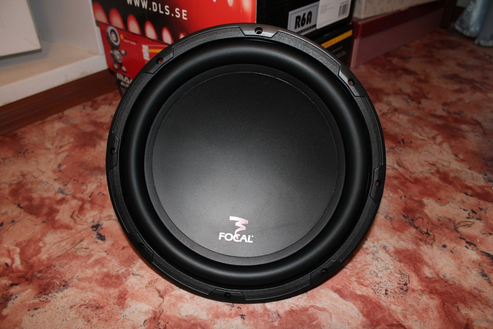 Сабвуфер helix. Focal sb p30. Focal 10 дюймов сабвуфер. Сабвуфер focal 12. Сабвуфер focal performance sub p25fse.