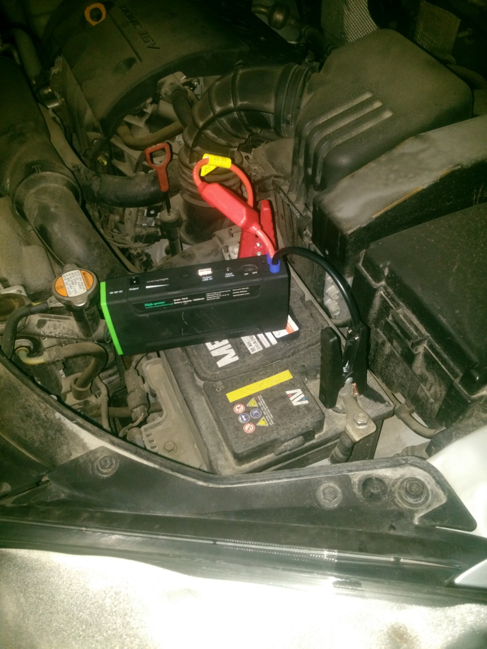 Села АКБ — Hyundai i30 CW I, 1,6 л, 2012 года | поломка | DRIVE2