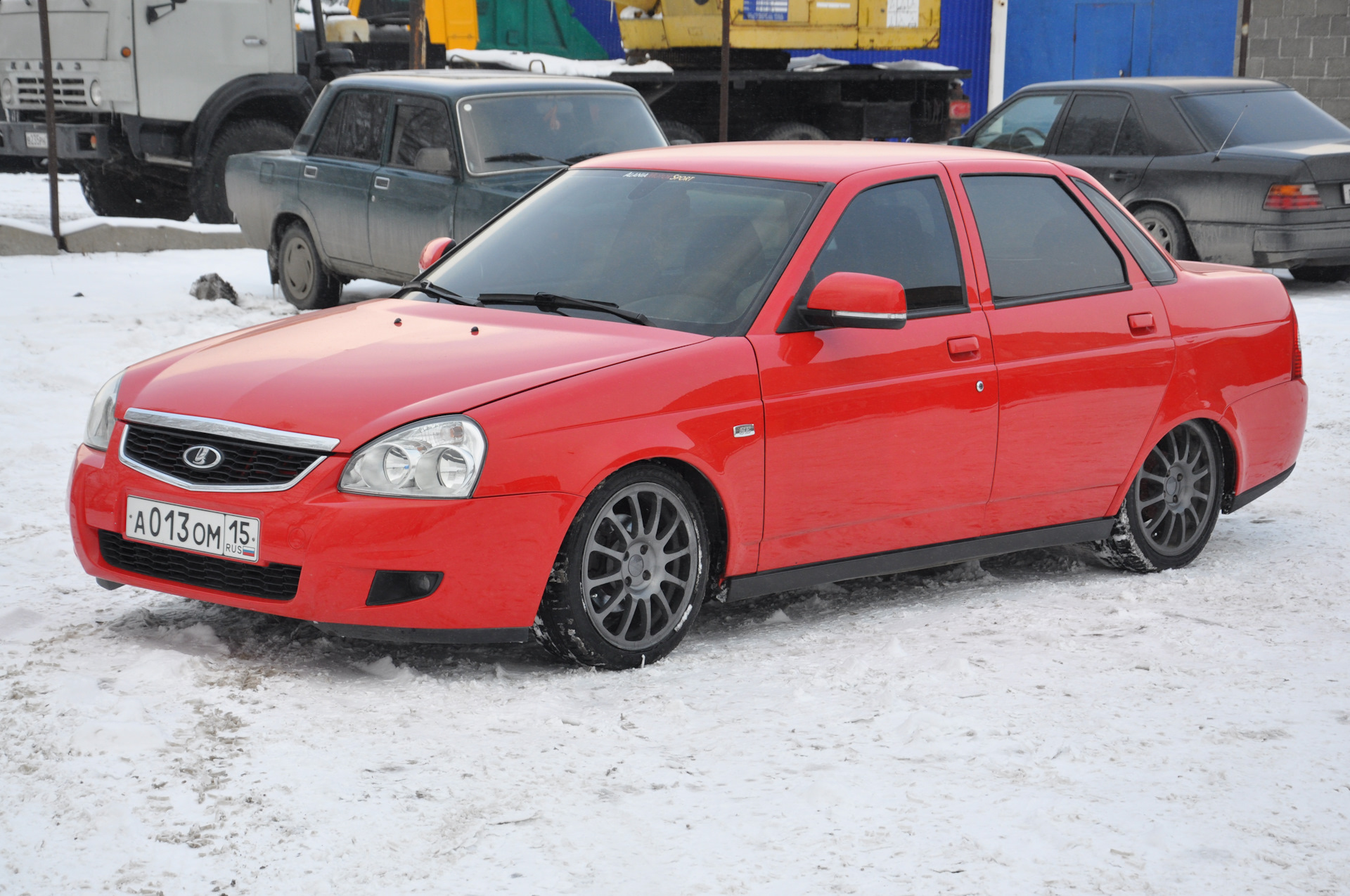 Lada Priora Red