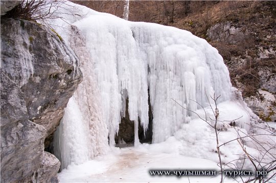 Долина духов Алтай зимой