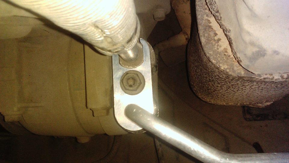 Замена шланга кондиционера. — Chevrolet Lacetti Sedan, 1,6 л, 2007 года ...