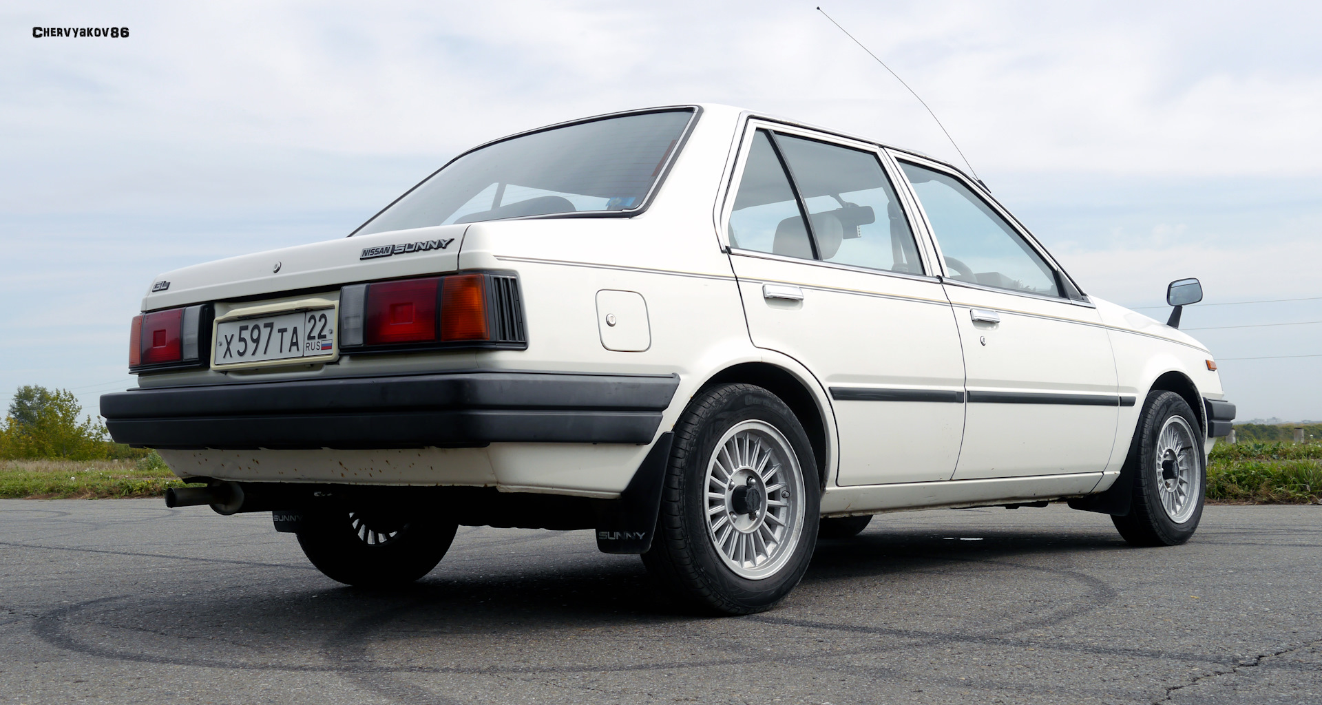 Фото 86 года. Nissan Sunny b11. Nissan Sunny b11 1988. Nissan Sunny b11 Coupe. Nissan Sunny b11 s.