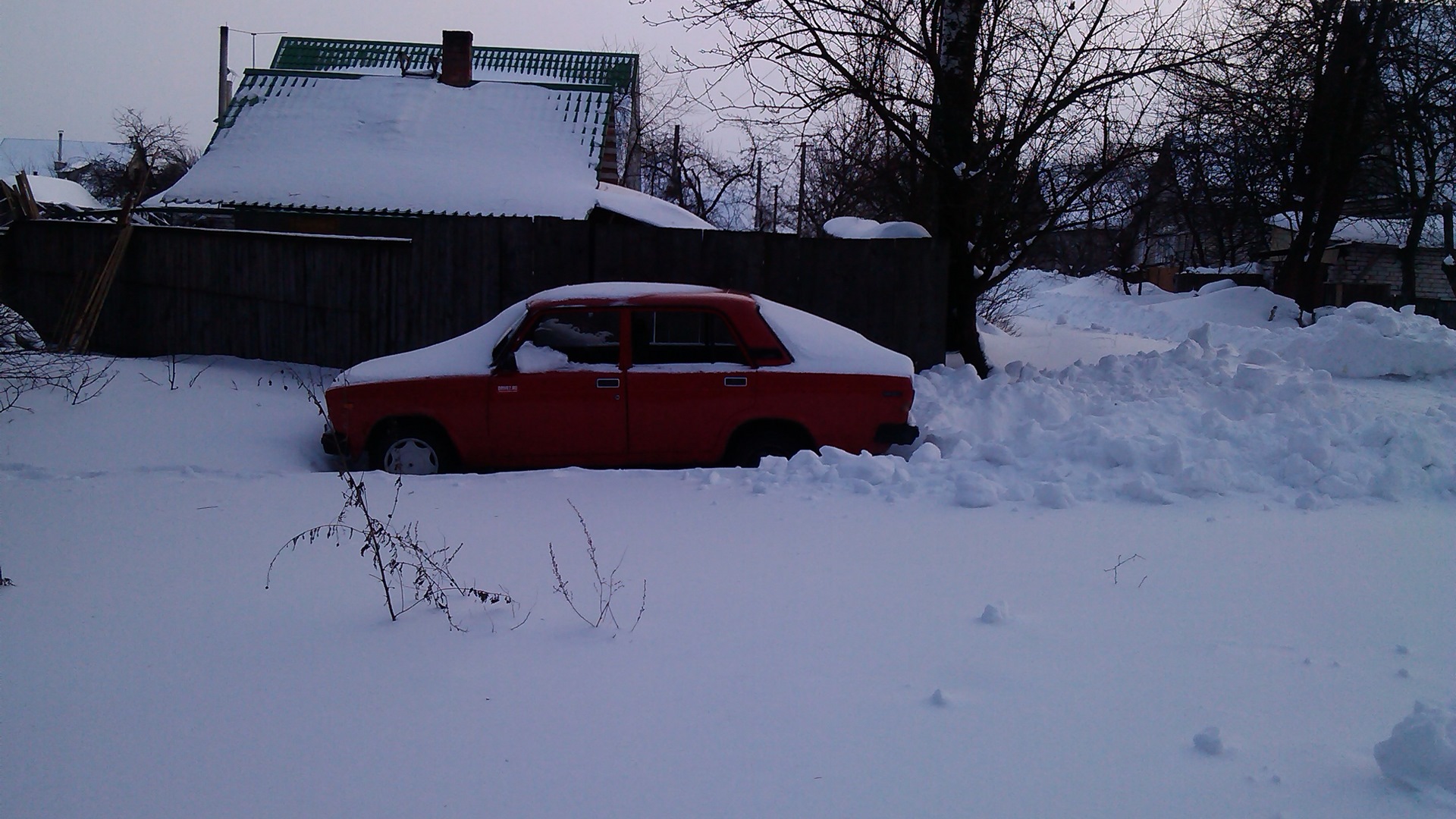 Lada 2105 1.2 бензиновый 1988 | 1,3 карбюратор на DRIVE2