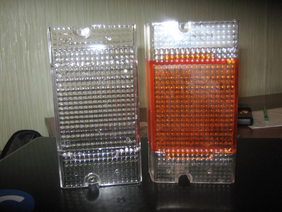 Передние габаритные огни ваз 2101. Стекло поворотника ваз 2101. Поворотники на классику. Белый рассеиватель поворотника ваз 2107. Белые повторители ваз 2107.