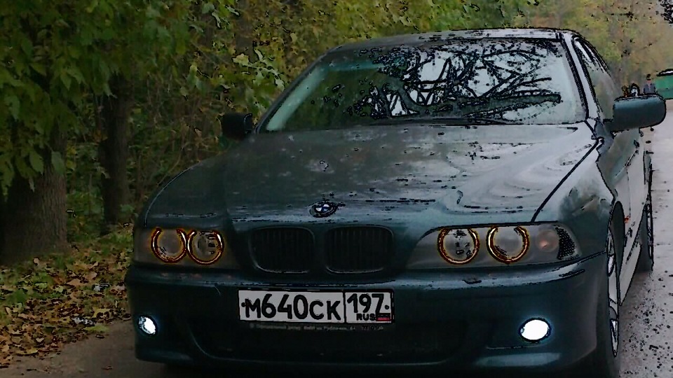 BMW e39 зеленая